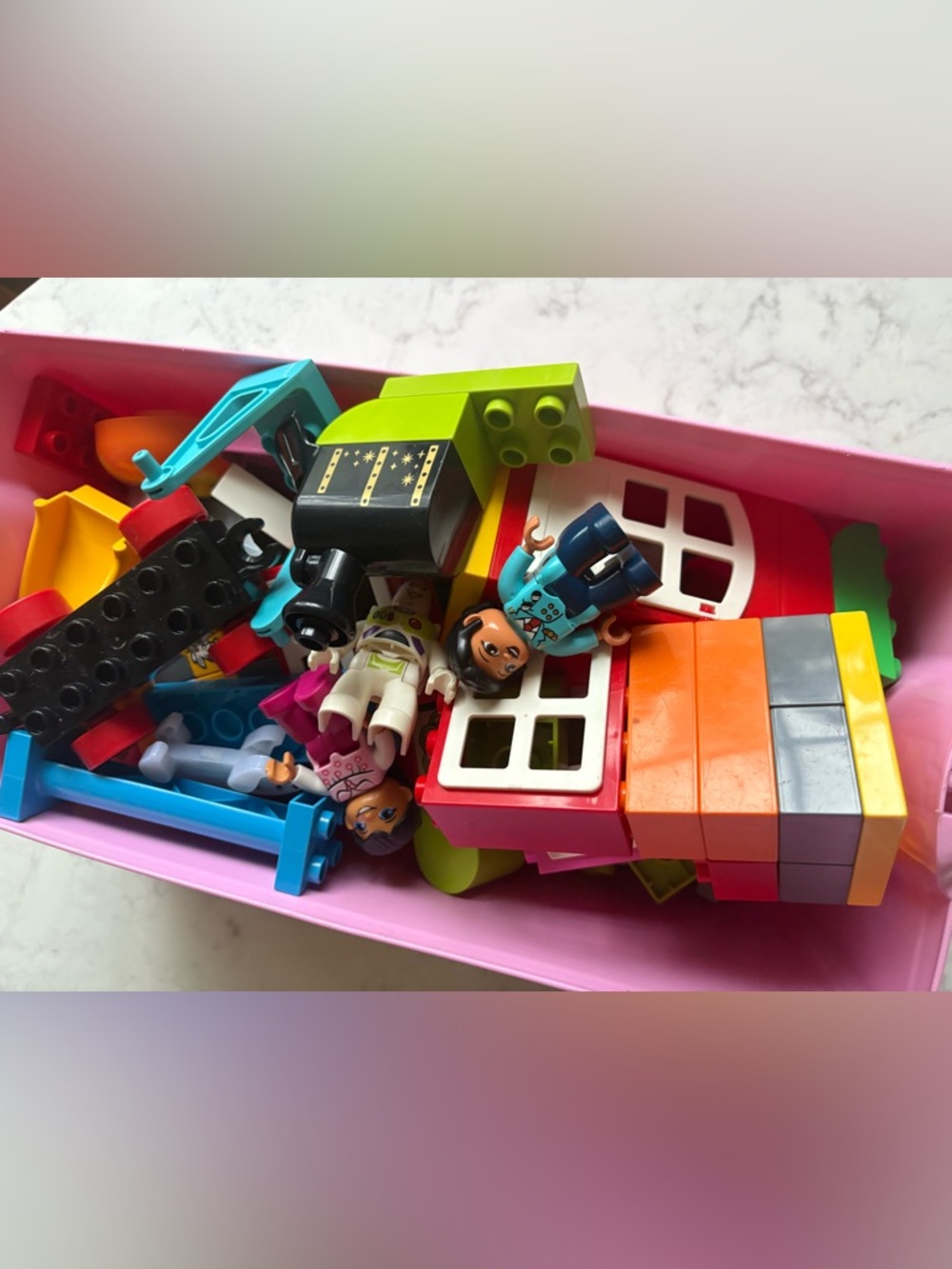 LEGO Duplo Friends Mixed Figures and Accessories - Multicolor